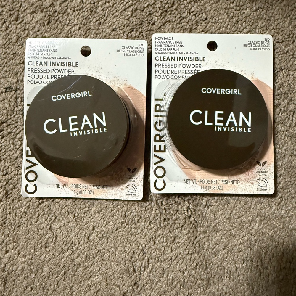 COVERGIRL Clean Invisible Pressed Powder - Classic Beige